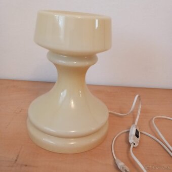 Šachová lampa VEŽA od Ivana Jakeša. - 2