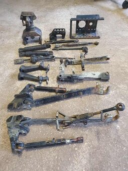 ZAVESOVINA RAMENA HYDRAULIKA TRAKTOR ZETOR - 2