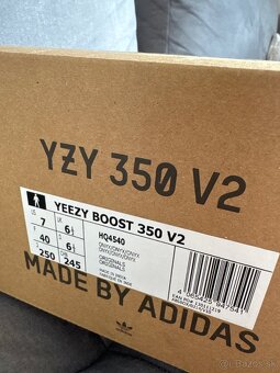 Yeezy 350 v2 us7 onyx - 2