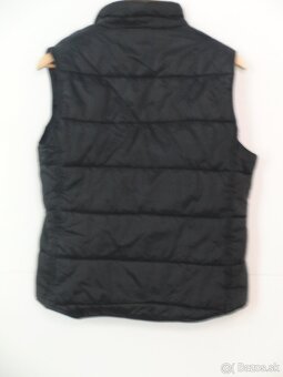 Dámska bunda bez rukávov. - 2