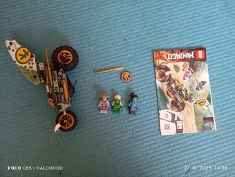 Lego Ninjago Lloydova motorka do džungle - 2