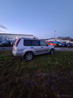 Nissan X-Trail 2006 4x4 - 2