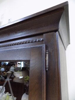 Presklená vitrína - 2