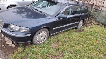 Volvo v70 - 2