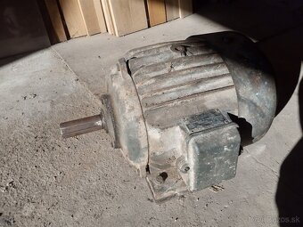 Predám elektromotor 2 ks - 2