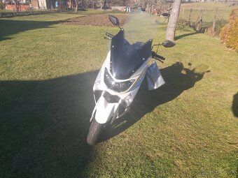 Yamaha Nmax 125 - 2