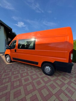 7-miestna dodávka Peugeot Boxer 2019 - 2