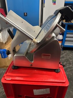 Krajací stroj  zn. OMAS VS30F - 2