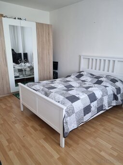 3 izbovy byt, Terasa, Tr. SNP, balkon, 68m2 - 2