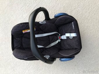 MAXI COSI Vajicko ISOFIX - 2