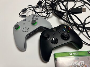Xbox ONE X plus príslušenstvo - 2