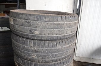 Zimné pneumatiky 225/75 R16C - 2