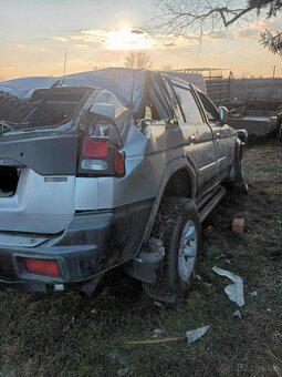Mitsubishi Pajero Sport - 2