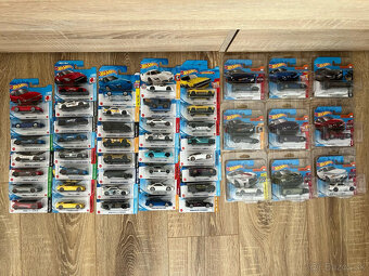Predám zbierku Hot Wheels - 2