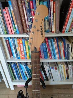 Elektrická gitara Yamaha eg112 - 2