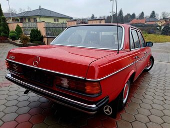 Mercedes-Benz W123 200B • 72 kW • 4-st. manuál • 3/1985 - 2