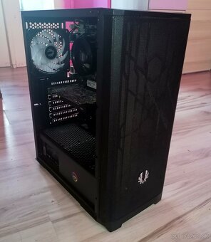 Ryzen 3 1200\32GB RAM\Quadro P2000-5GB\128GB SSD+500GB HD - 2