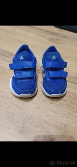 Adidas tenisky č. 19 - 2