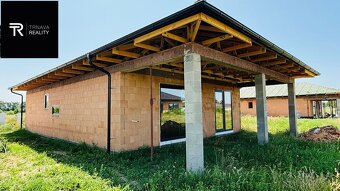TRNAVA REALITY - Novostavba 4 izbového rodinného domu s pres - 2