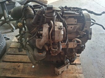 Kompletný motor 2.0TDI 103kw CR CFHC škoda VW seat audi - 2