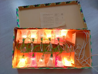 Zlatokov Calla zvonceky vianocna svetelna retaz s krabicou - 2