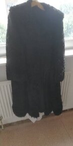 Predám kožuch a kabáty. - 2