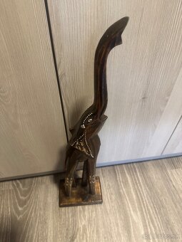 Drevená soška slona - 2