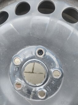 205/60 R16 na diskoch VW group - 2