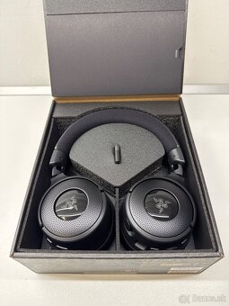 Razer Kraken V4 Wireless Gaming Headset - 2