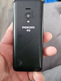 Maxcom 4G 25e - 2