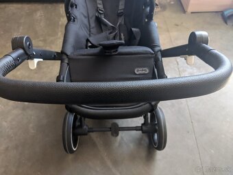 Cybex eos lux black v zaruke - 2