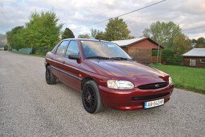 FORD ESCORT Mk7 - 2