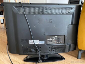 Televizor LG - 2