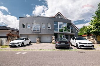 Objekt pre podnikanie a bývanie v kvalitnej stavbe – BAZÉN, - 2