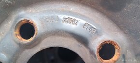 Predam zimné pneumatiky 195/65/15,20€ za všetko - 2
