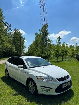 Ford Mondeo Combi 2.0 TDCi DPF (140k) Titanium A/T/6 - 2