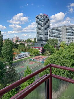 Predam 3 izbovy byt s 2 balkonmi, v Ruzinove RUMANCEKOVA BA - 2