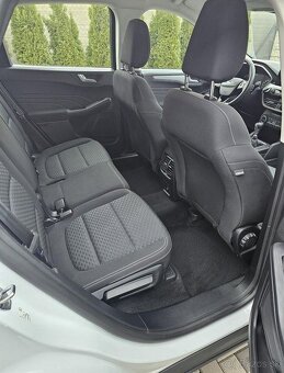 Ford Kuga 1.5 TDCi EcoBlue 120k Titanium - 2