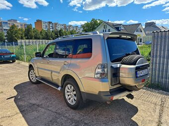 MITSUBISHI PAJERO 3.2 - 2