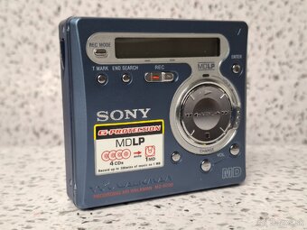 MD WALKMAN 》SONY MZ-R700 》MINIDISC - 2