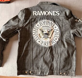 Ramones ryflova bunda velkost XL - 2