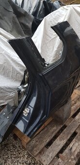 X5 E70 zadný ľavý blatník - 2
