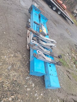Dvojstlpovy autozdvihak 3.6 t twin busch - 2