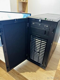 Predám výkonnú a tichú pracovnú stanicu - 2