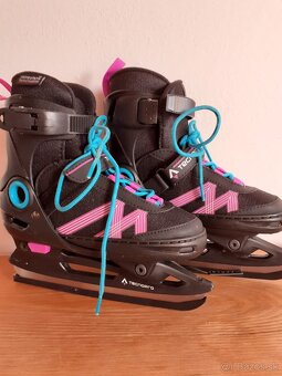 Dievcenske korcule cislo 29-32 ako nove - 2