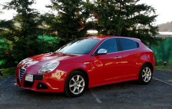REZERVOVANE Alfa Romeo Giulietta - 2