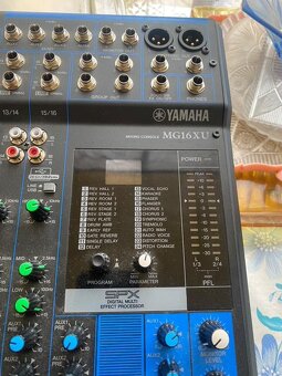 Mix pult Yamaha MG16XU - 2