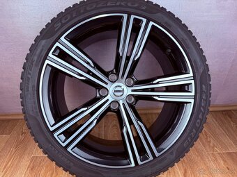 Originál zimní kolesa Volvo S60 R19 - 2