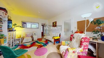 HALO reality - Predaj, štvorizbový byt Komárno, Hradná - EXK - 2