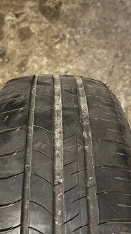 54. Michelin Energy Saver 185/65 R15 - 2